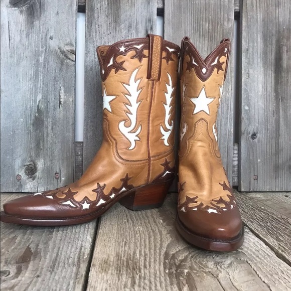 ๐บ๐ธ๐บ๐ธ๐บ๐ธ ISO these boots in size 9! ๐บ๐ธ๐บ๐ธ๐บ๐ธ - Picture 4 of 9